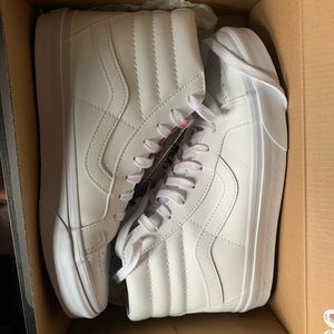 Vans Sk8 Hi in White Leather Size 7.5M